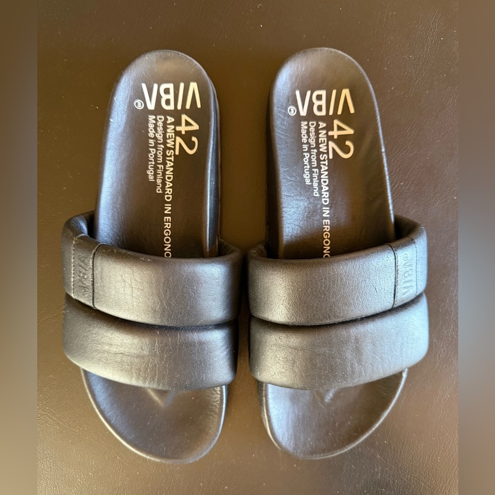 VIBA Black Slide Leather Sandals Size 42